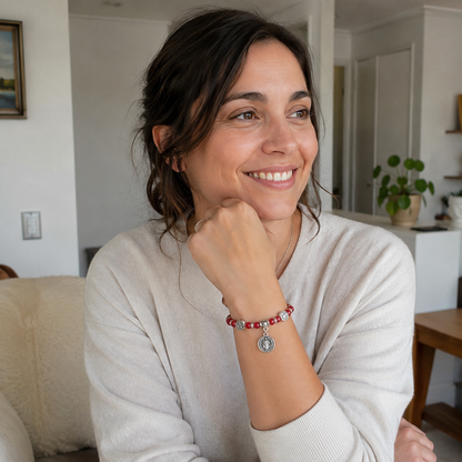 Pulsera de Cristales - SAN BENITO | Símbolo de Fe y Protección Espiritual
